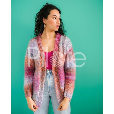 Dámsky sveter upletený z vlna Pingo Fidji. Použité sú farby Denim a Aurore.