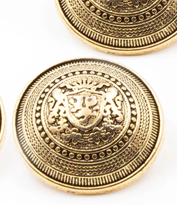 Gombík v dôstojníckom štýle - zlatý.