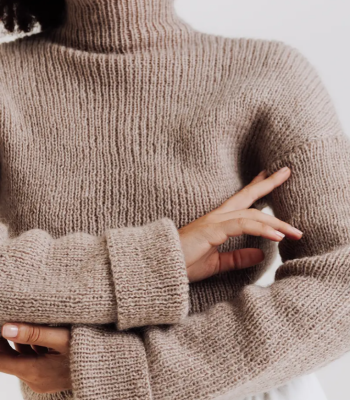 Dámsky mohérový pulóver z priadze Pingo MODOUX, farba Taupe - béžová.