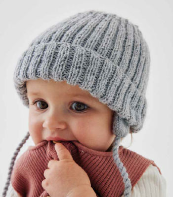Detská čiapočka s klapkami na uši z jemnej jahňacej vlny Phil LAMBSWOOL, farba Flanelle.