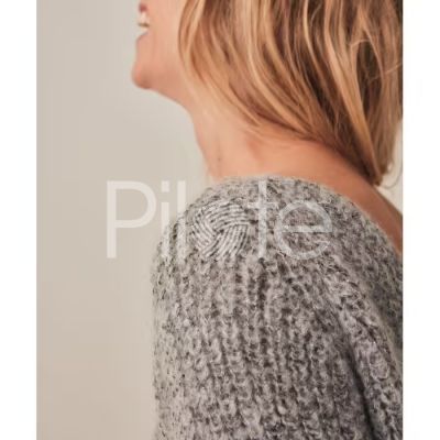 Sveter z jemnej mohérovej priadze Phil Lolita ku ktorej je pridaná lurexová priadza Phil Brillant.