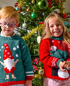 Detský vianočný pulóver s čiapkou z priadze Pingo FIRST.