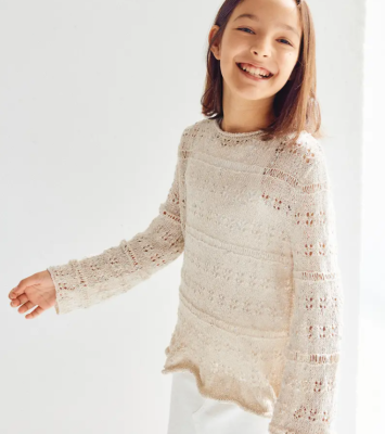 Dievčenský pulóver s ažúrovým vzorom. Model z časopisu Phildar 256.