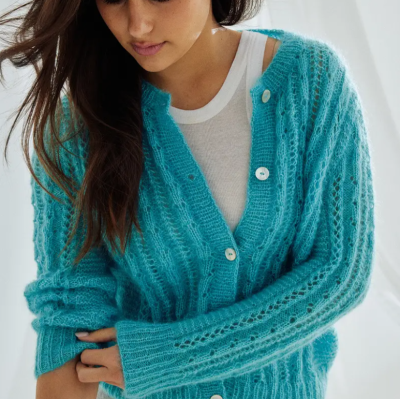 Klasický dámsky kardigán. Efektný vzor a luxusná priadza s hodvábom a mohérom Phil MOHIAR SOIE. Tento model  jednoducho musíte mať!
