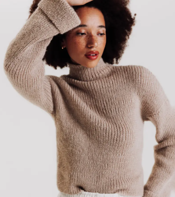 Hladko, obratko, hladko, obratko,... Pulóver pletený patentom so širokými rukávmi z priadze Pingo MODOUX.