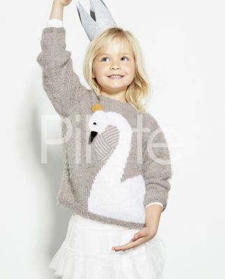 Labutia princezná. Na model z časopisu Phildar 696 bola použitá vlna Phil Beaugency a Phil caresse.