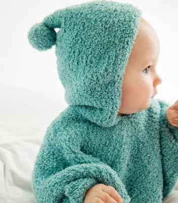 Detské pončo s kapucňou z mäkkej priadze Phil DOUCE, farba Amande.