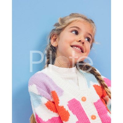 Veselý farebný sveter pre dievčatá.
