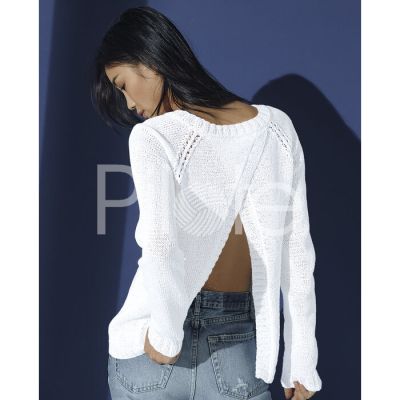 Letný pulóver s originálnym otvorom na zadnom diely. Model je upletený zo 100?vlnenej priadze Phil PETILLANT.