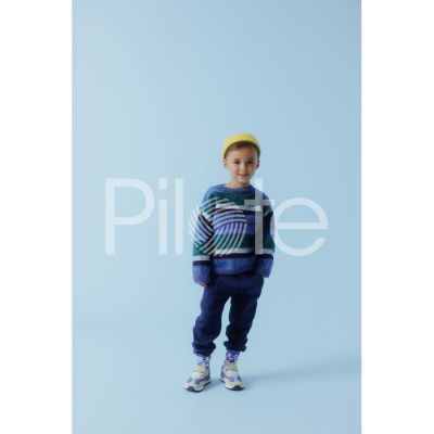 Chlapčenský páskovaný pulóver upletený z priadzí PINGOUIN.