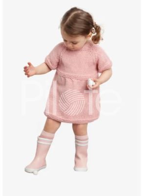 Krásne a pohodlné šatočky farby Rosee, upletené z priadze MAGIC+.