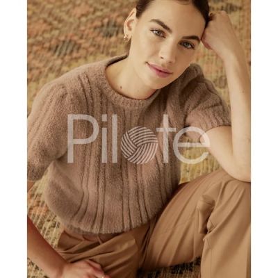 Dámsky pulóver z jemným vzorom z mäkučkej priadze Phil Romance, farba Cappuccino - hnedá.