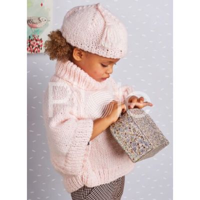 Detská pletená pelerína z vlny Alaska 100. Môže sa nosiť ako kabát alebo ako pulóver.