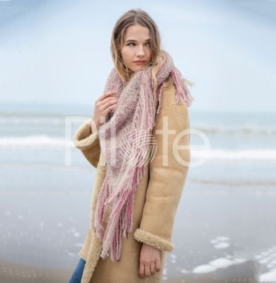 Pletený trojuholníkový šál-šatka z vlny Otello a Amboise, časopis Phildar 160