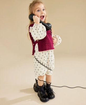 Módna TOPKA! Pletená dievčenská vesta z Phil CARESSE - priadze jemnej ako pohladenie.